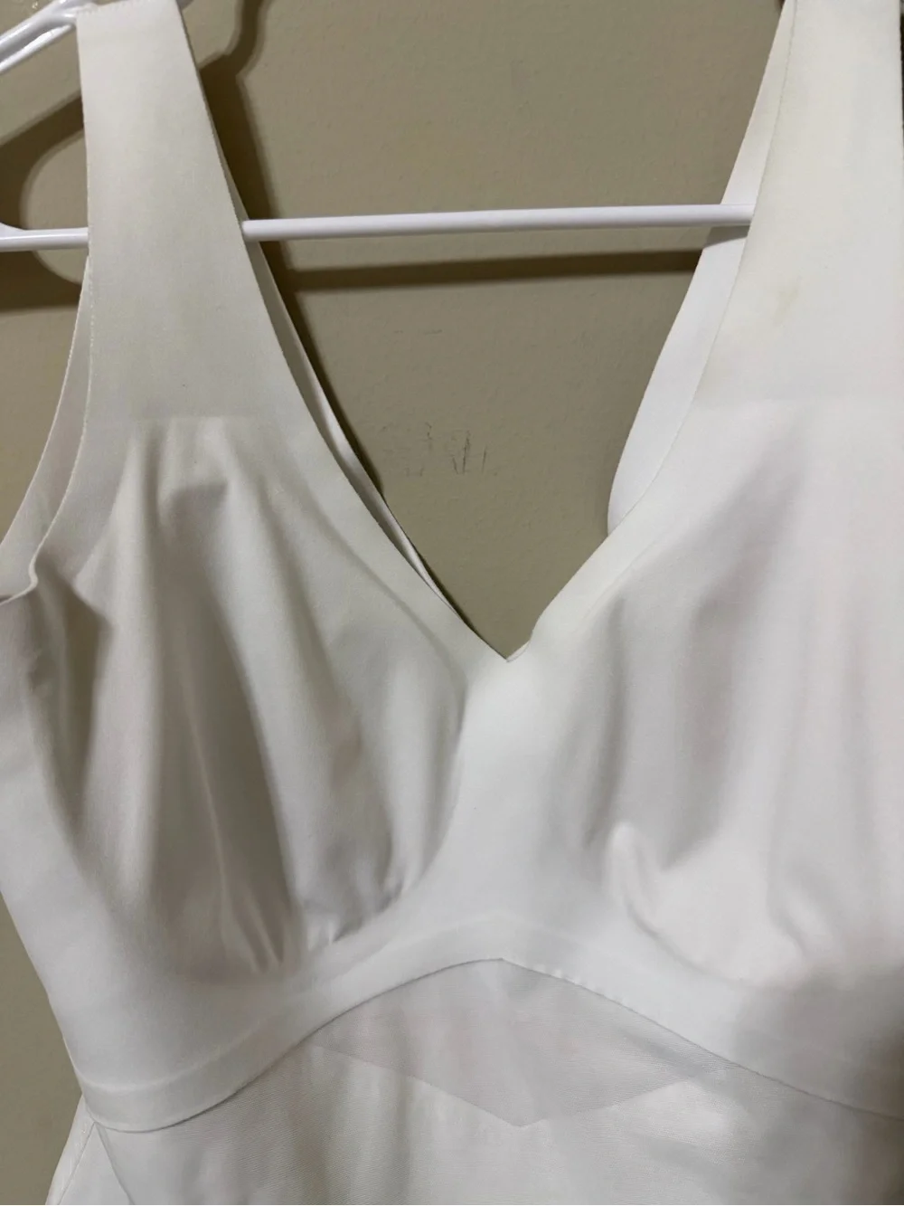 HoneyLove liftwear tank V-Neck Shaping white Camisole large NWOT